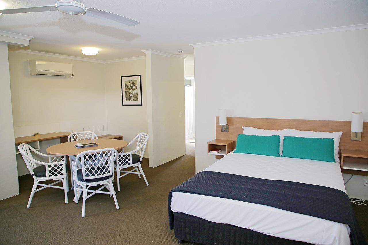 Darcy Arms Hotel Motel Gold Coast Kültér fotó
