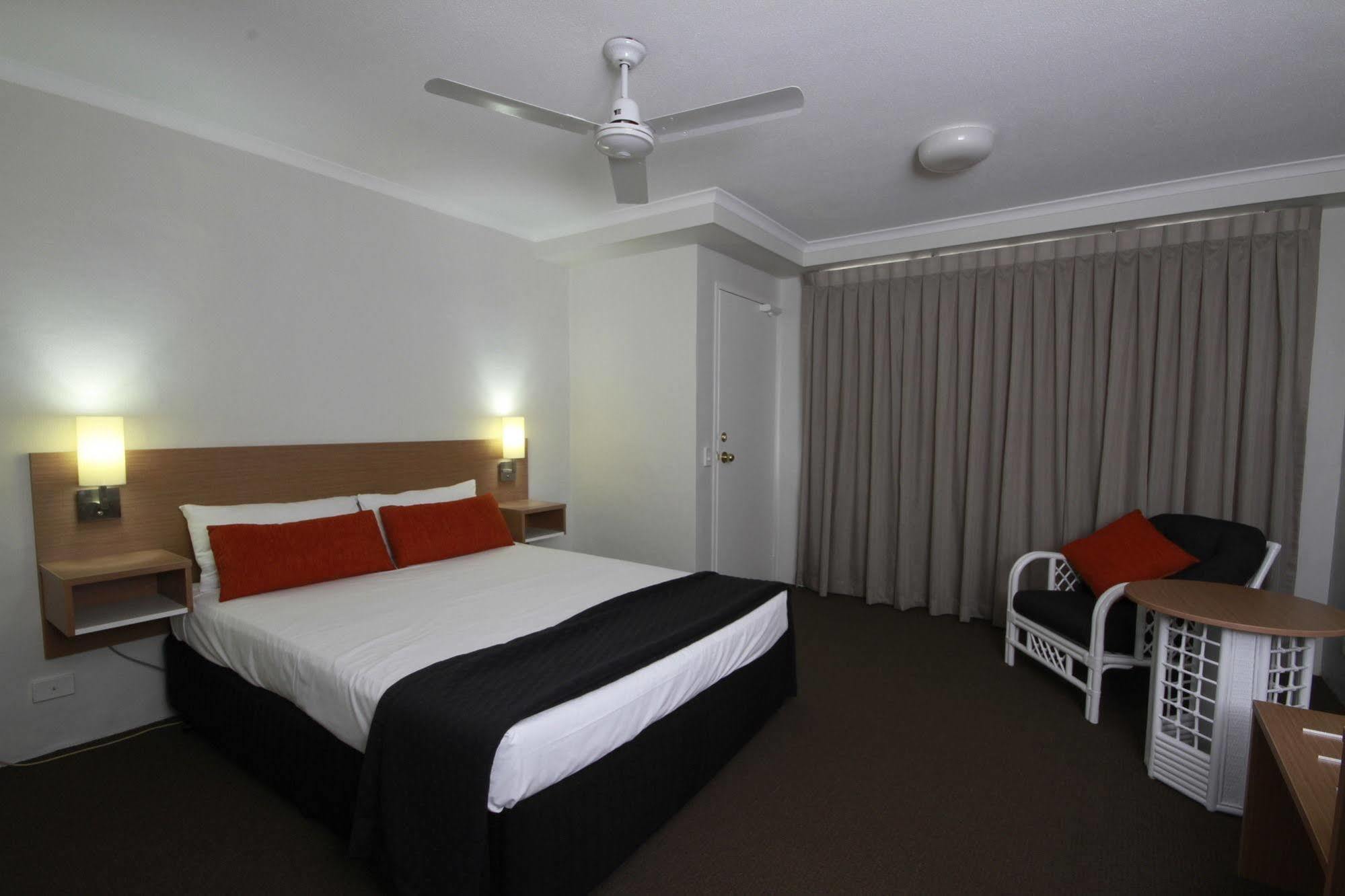 Darcy Arms Hotel Motel Gold Coast Kültér fotó